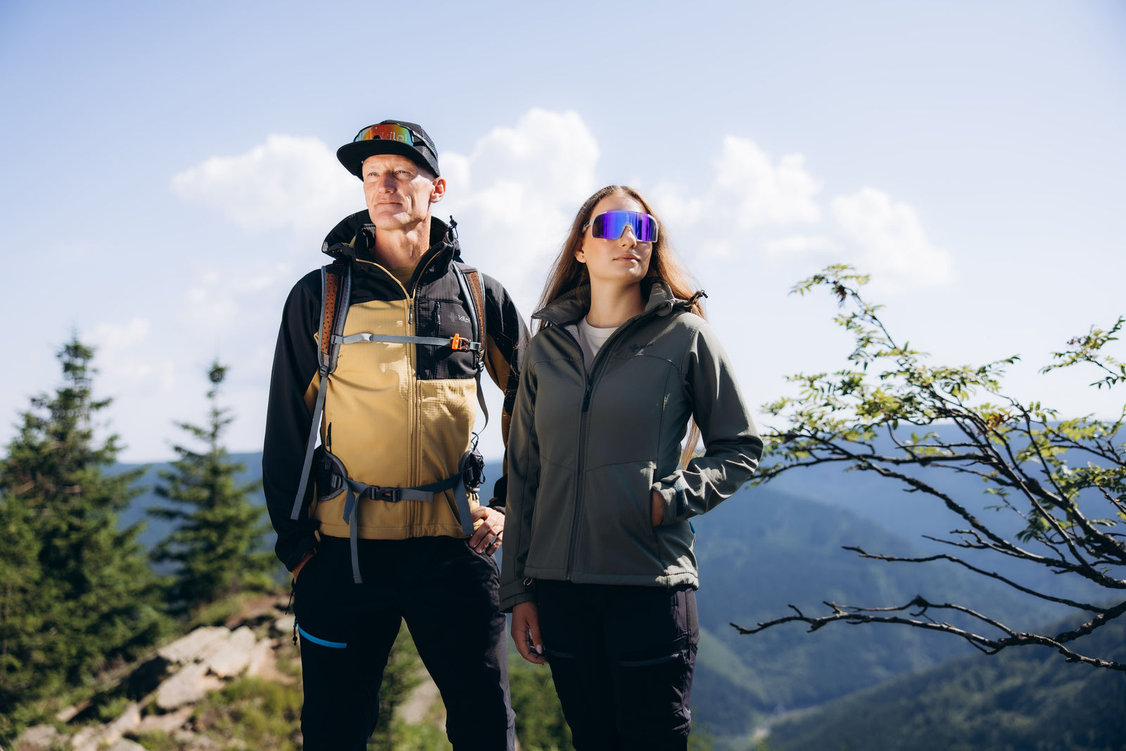 Softshell Guide: How to Choose the Right Layer and How It Differs from Hardshell